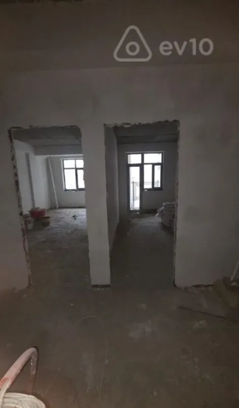 Satılır 2 otaqlı yeni tikili 74 m²