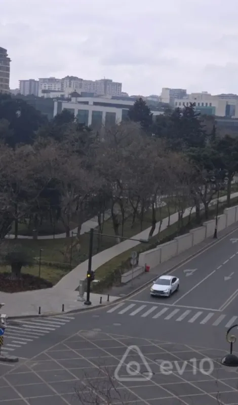 Satılır 2 otaqlı yeni tikili 74 m²