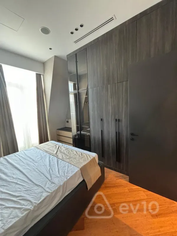 Kirayə verilir 2 otaqlı yeni tikili 65 m²
