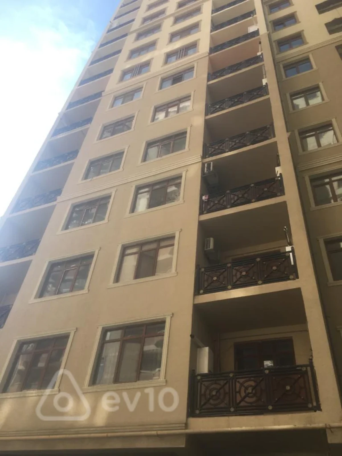 Kirayə verilir 2 otaqlı yeni tikili 65 m²