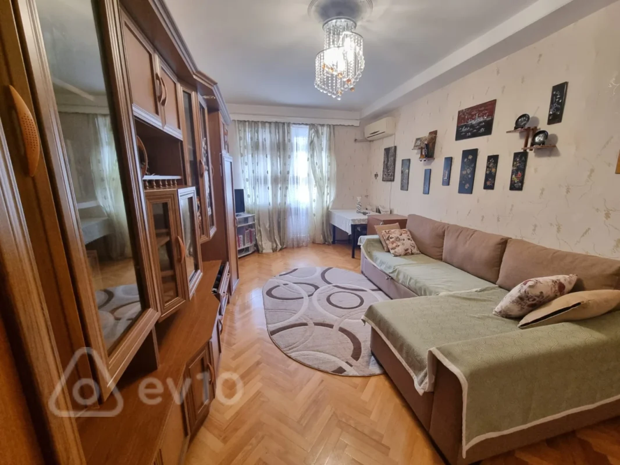 Satılır 2 otaqlı köhnə tikili 58 m²