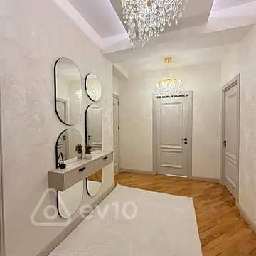 Satılır 3 otaqlı yeni tikili 110 m²