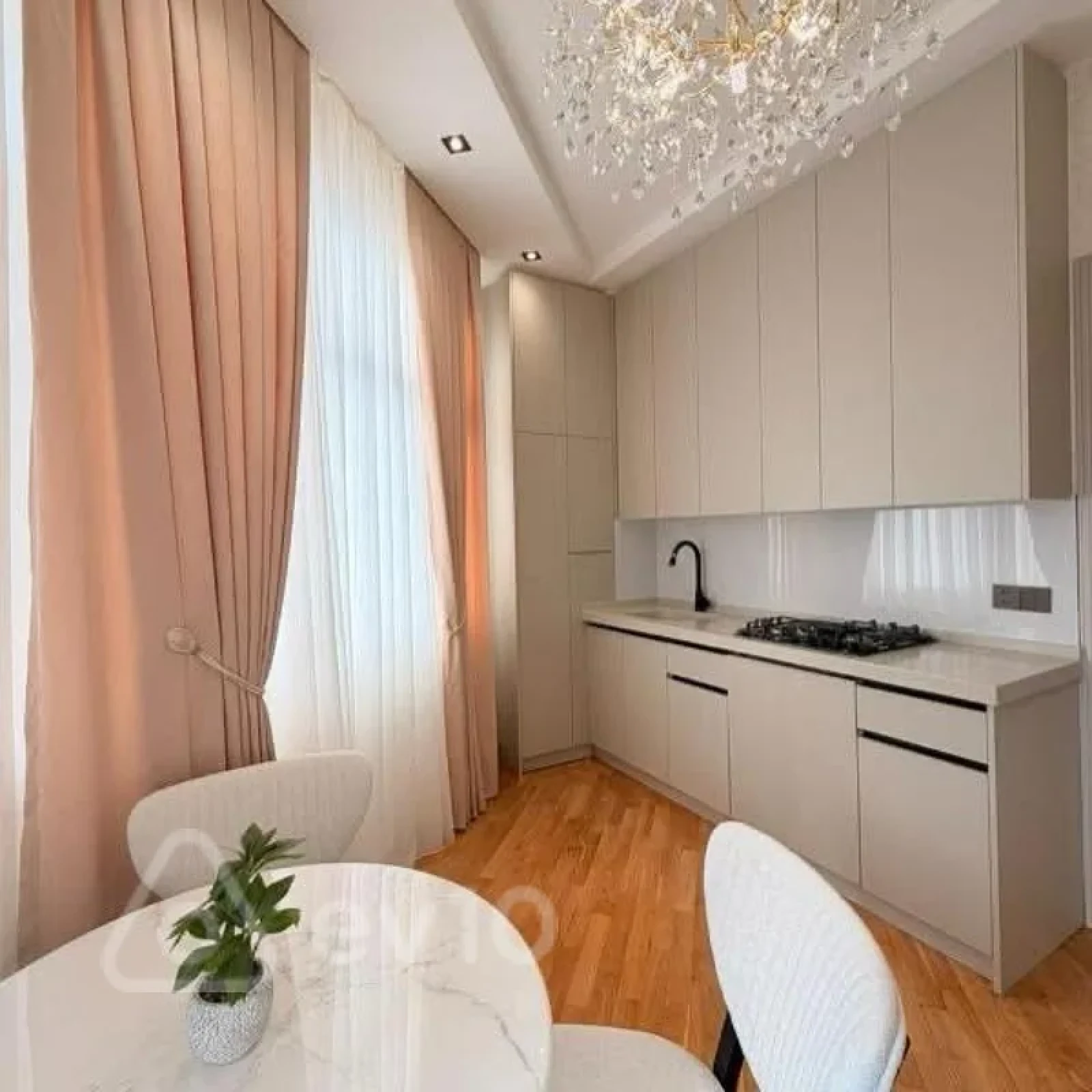 Satılır 3 otaqlı yeni tikili 110 m²