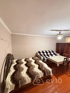 Kirayə verilir 2 otaqlı köhnə tikili 35 m²