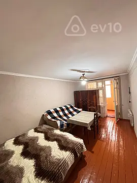 Kirayə verilir 2 otaqlı köhnə tikili 35 m²