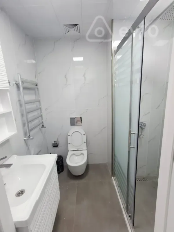 Kirayə verilir 2 otaqlı yeni tikili 56 m²