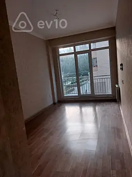 Kirayə verilir 2 otaqlı yeni tikili 50 m²