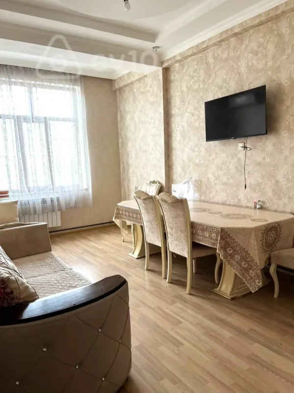 Kirayə verilir 2 otaqlı köhnə tikili 52 m²