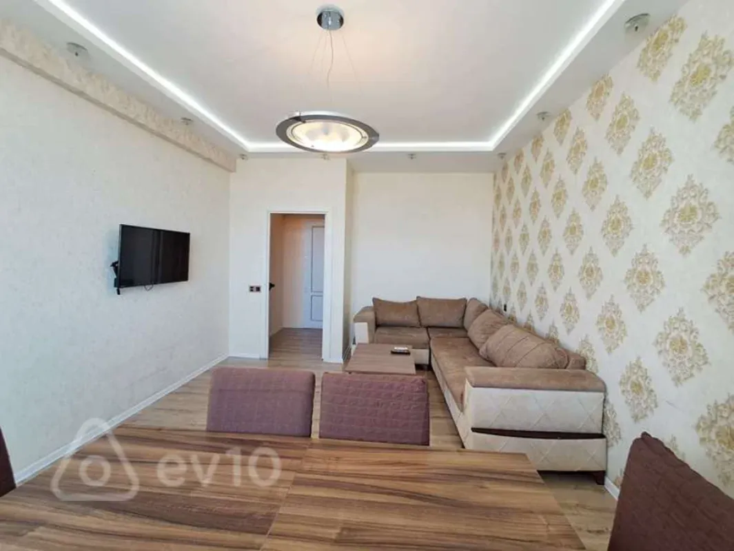 Kirayə verilir 2 otaqlı yeni tikili 55 m²