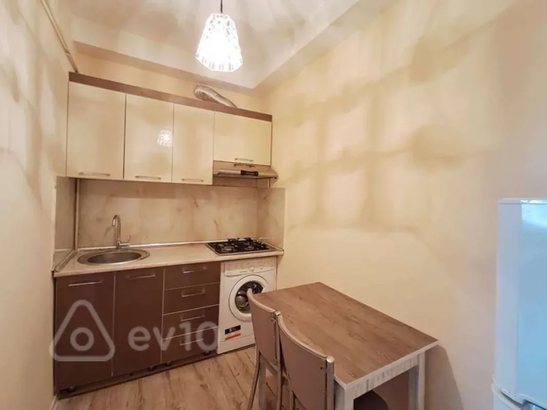 Kirayə verilir 2 otaqlı yeni tikili 55 m²
