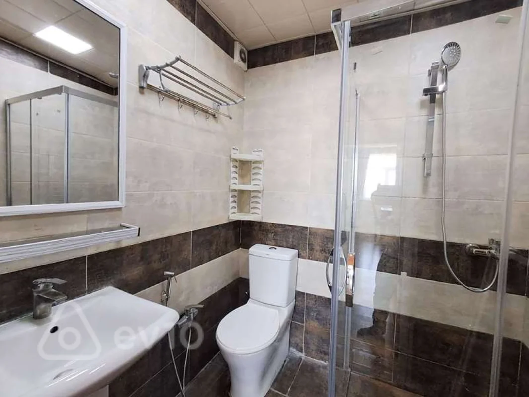Kirayə verilir 2 otaqlı yeni tikili 55 m²
