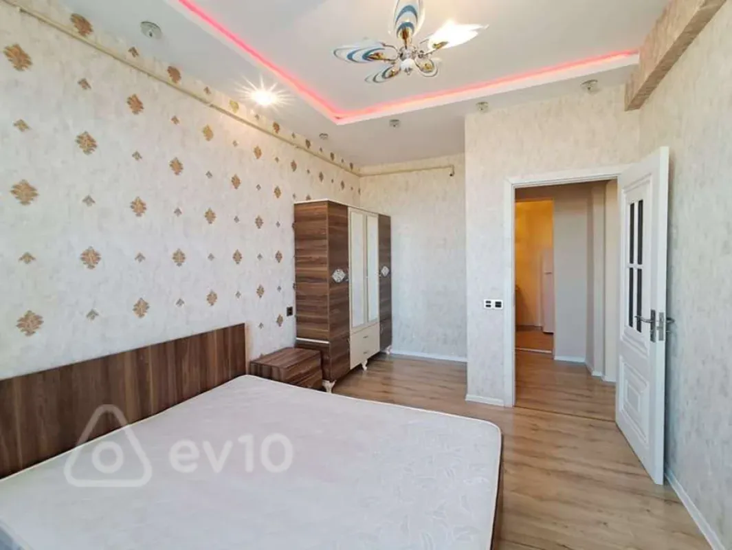 Kirayə verilir 2 otaqlı yeni tikili 55 m²