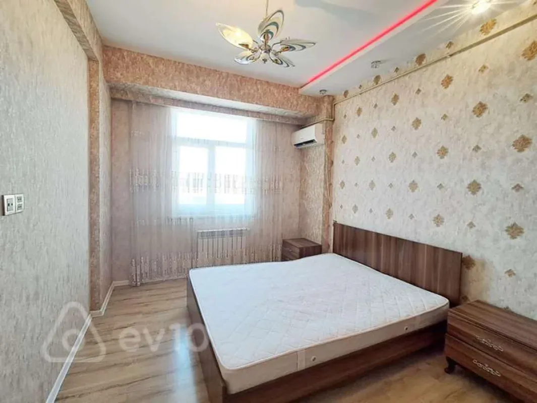 Kirayə verilir 2 otaqlı yeni tikili 55 m²