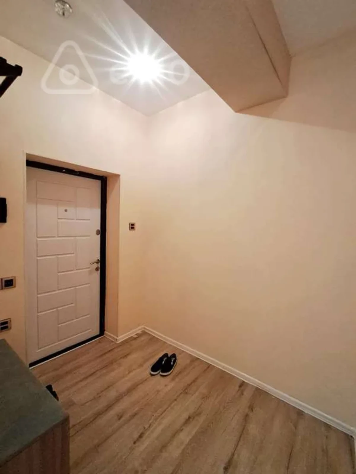 Kirayə verilir 2 otaqlı yeni tikili 55 m²