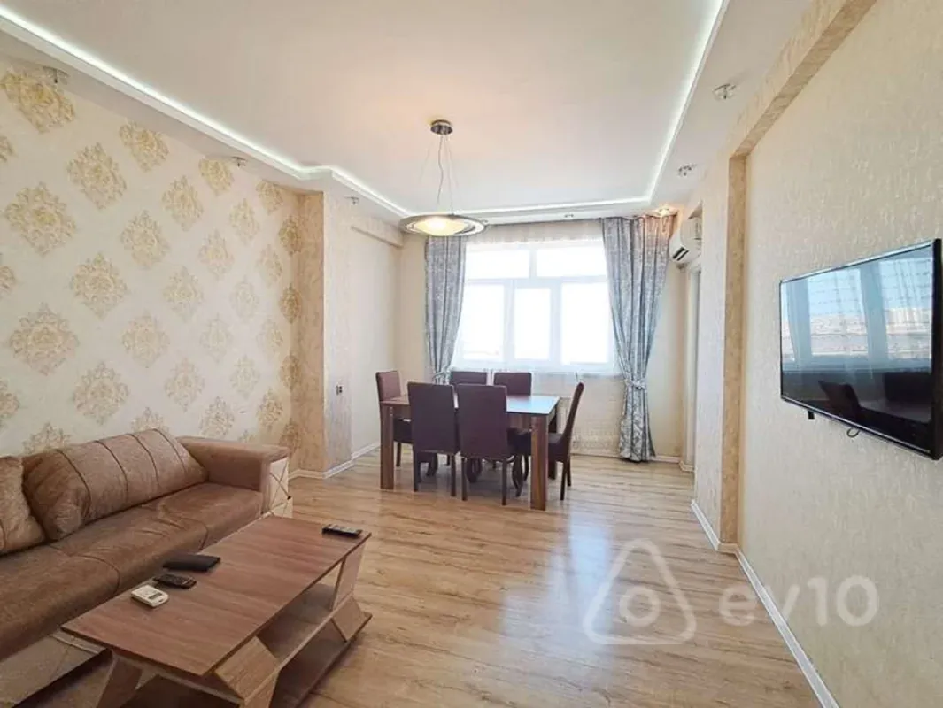 Kirayə verilir 2 otaqlı yeni tikili 55 m²
