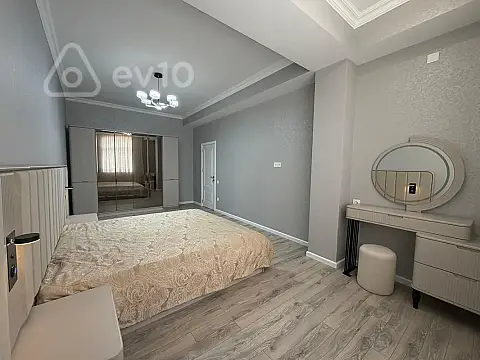 Kirayə verilir 3 otaqlı yeni tikili 100 m²