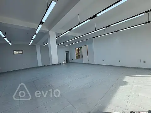 Kirayə verilir mənzil 156 m²