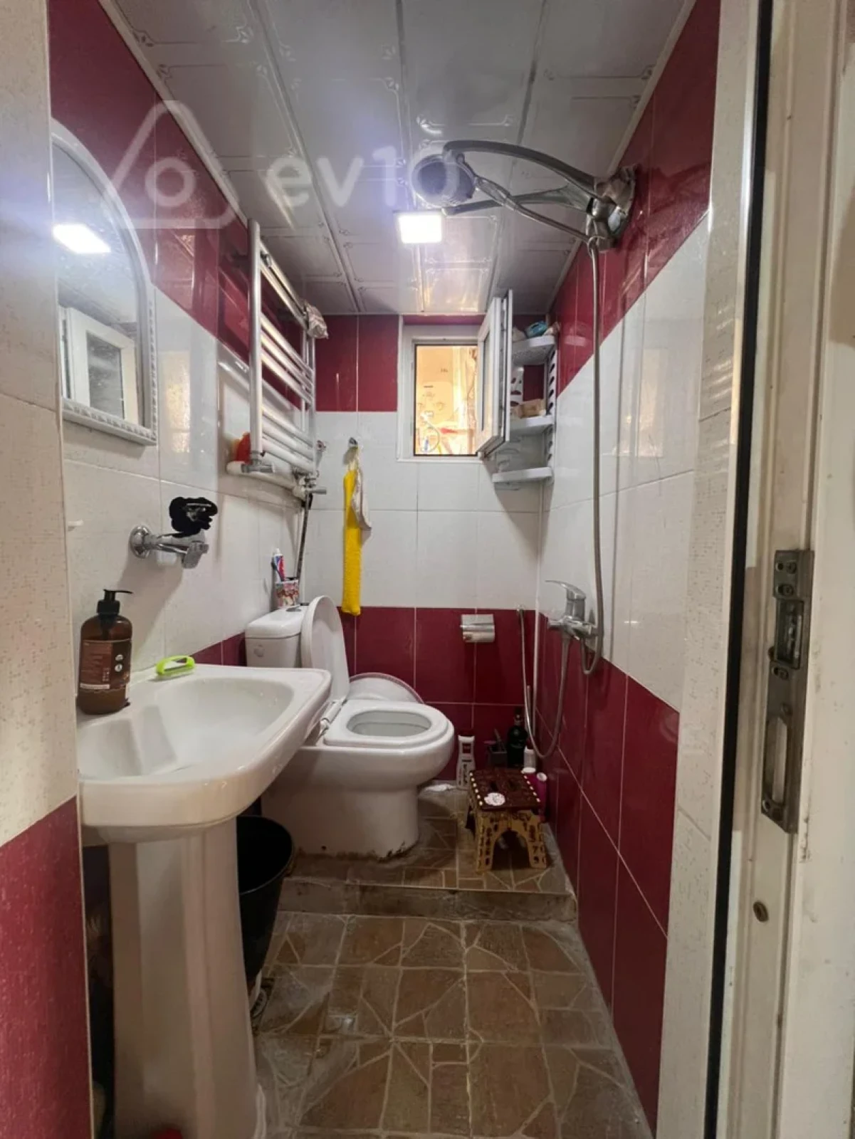 Kirayə verilir 1 otaqlı yeni tikili 45 m²