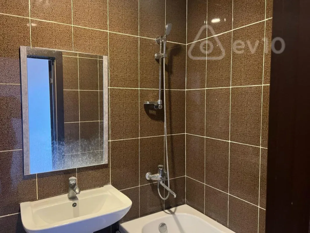 Kirayə verilir 2 otaqlı yeni tikili 60 m²