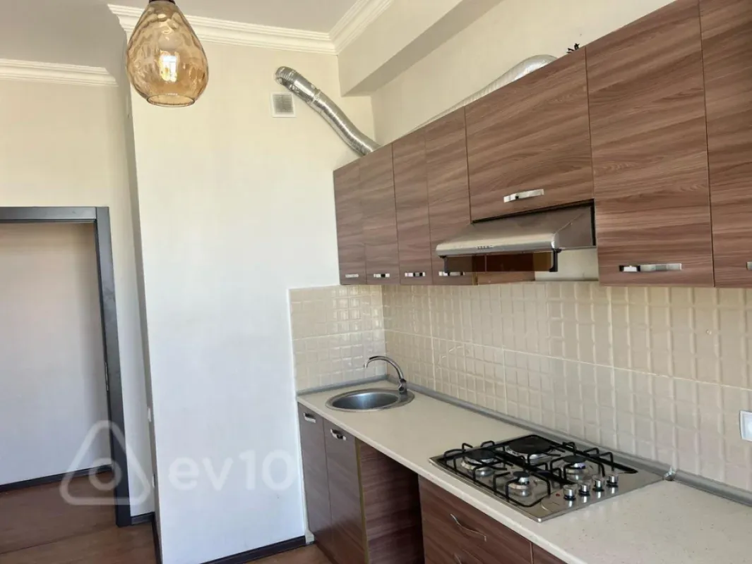 Kirayə verilir 2 otaqlı yeni tikili 60 m²