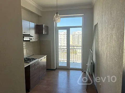 Kirayə verilir 2 otaqlı yeni tikili 60 m²