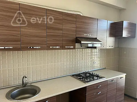 Kirayə verilir 2 otaqlı yeni tikili 60 m²
