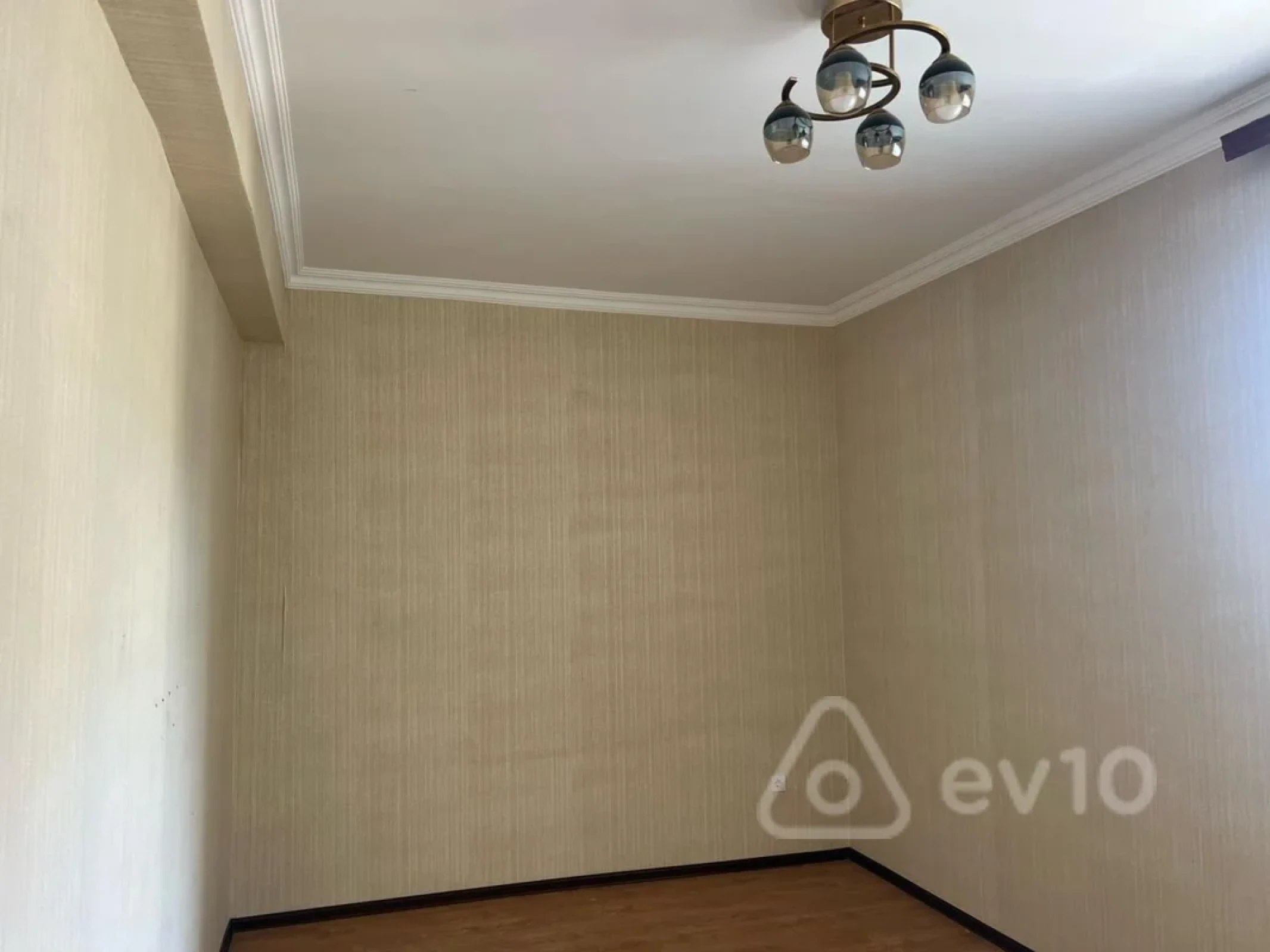 Kirayə verilir 2 otaqlı yeni tikili 60 m²