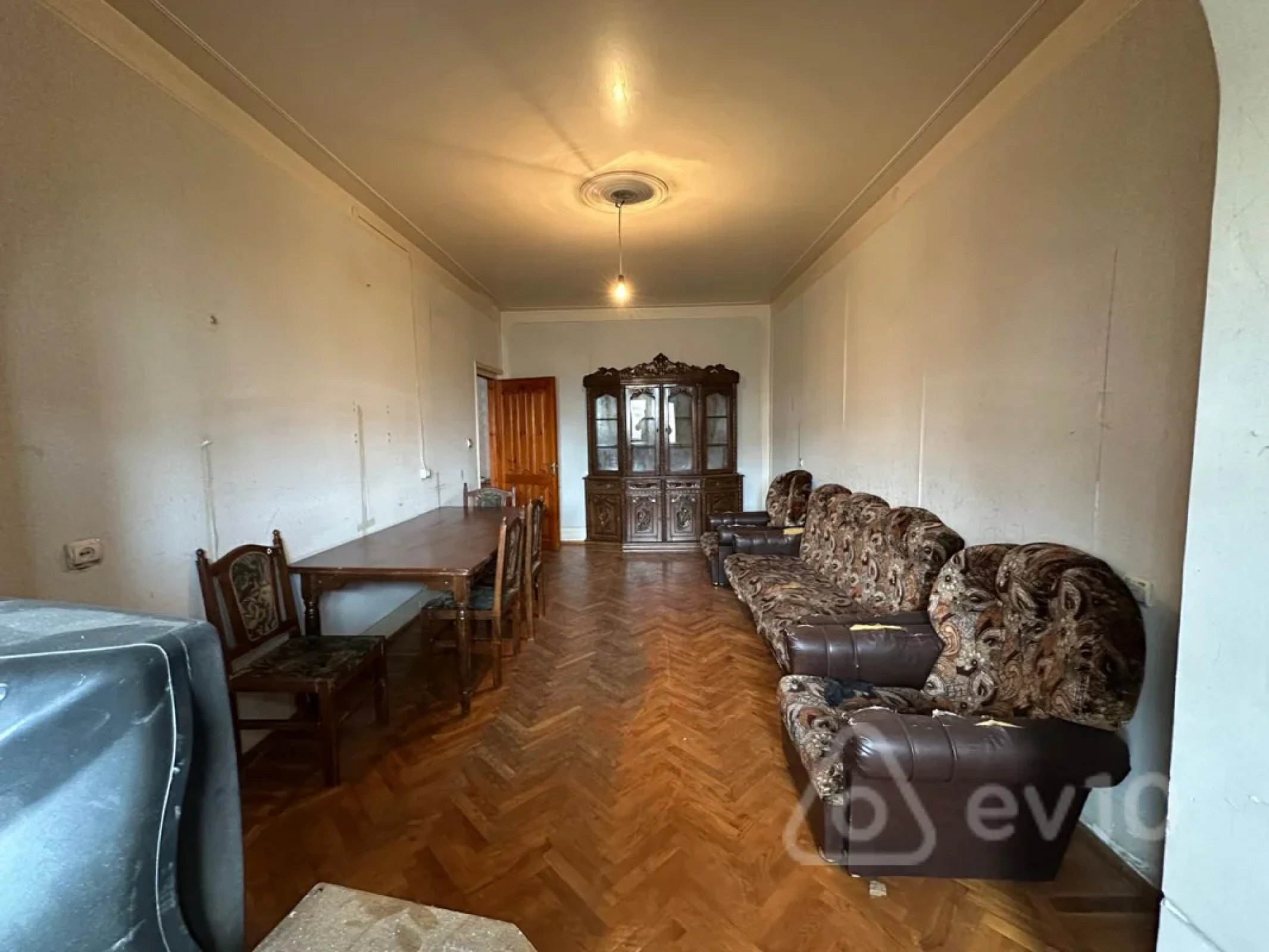 Kirayə verilir 3 otaqlı köhnə tikili 80 m²