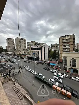 Kirayə verilir 3 otaqlı köhnə tikili 80 m²