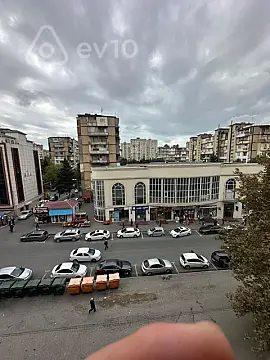 Kirayə verilir 3 otaqlı köhnə tikili 80 m²