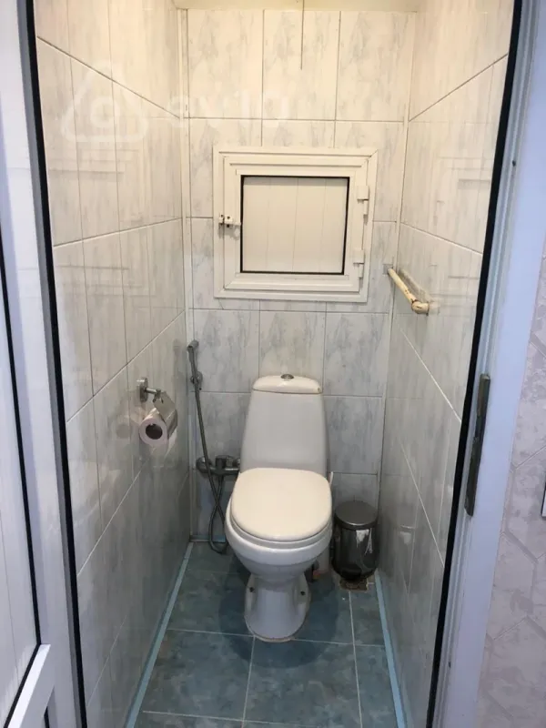 Satılır 4 otaqlı köhnə tikili 60 m²