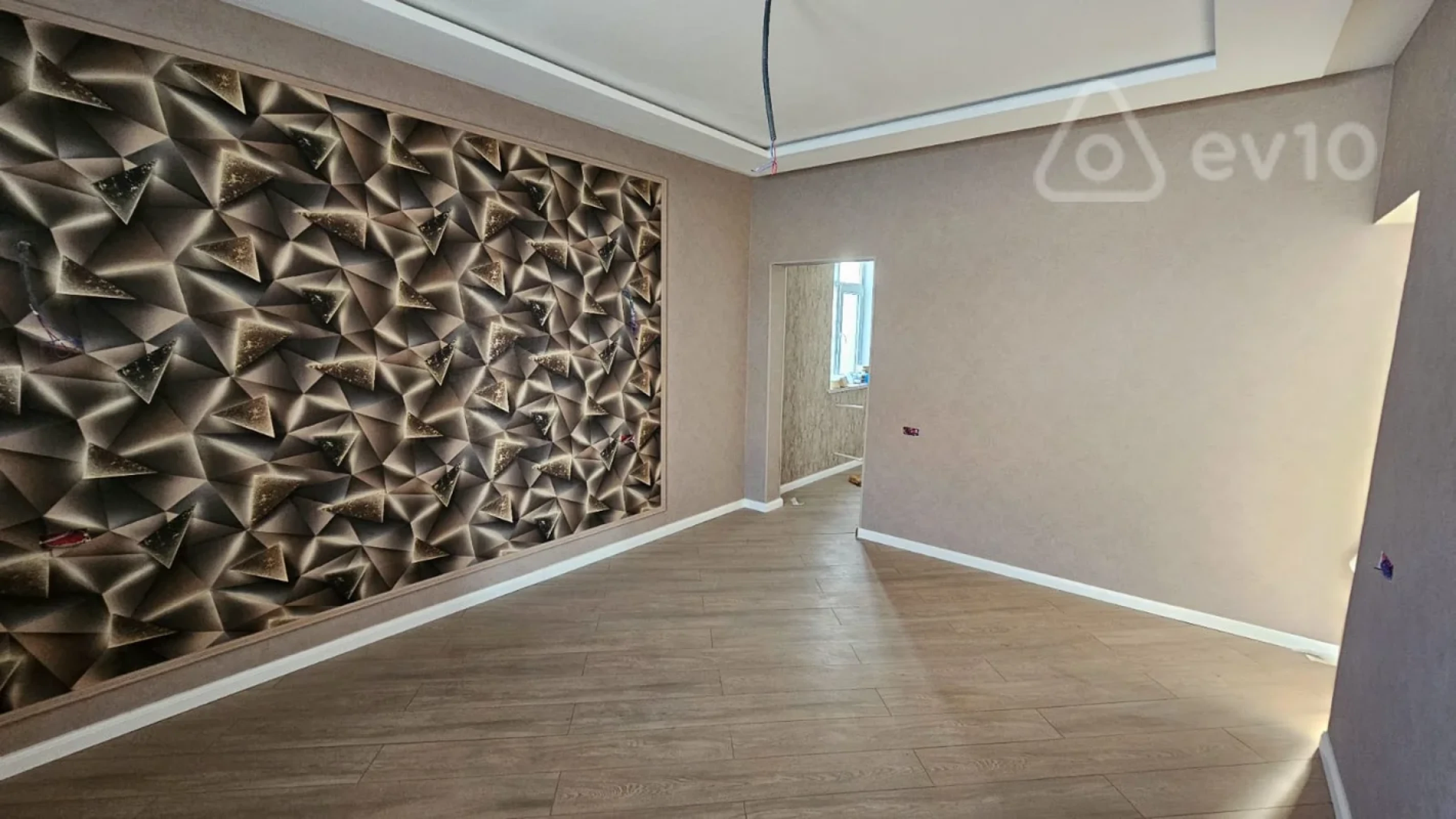 Satılır 5 otaqlı həyət evi 200 m²