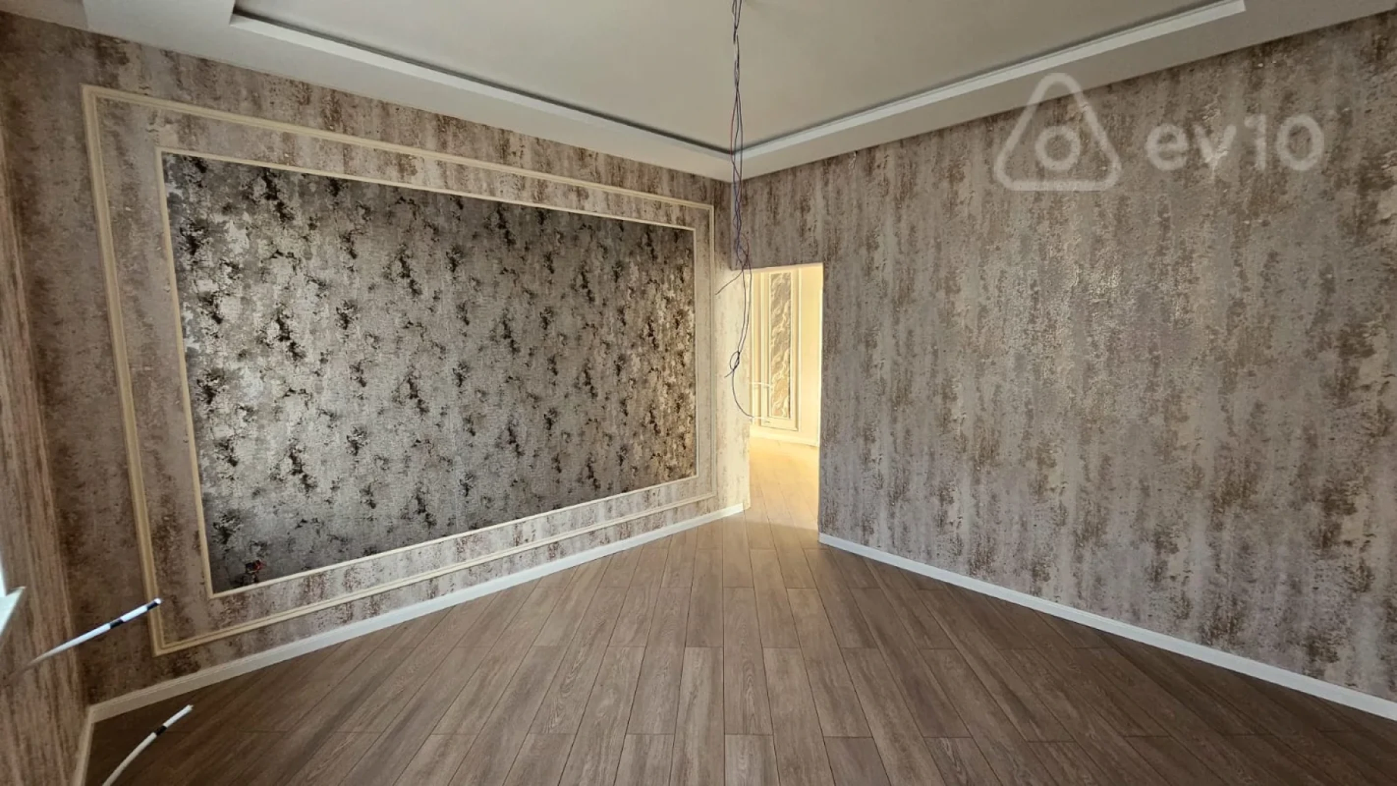 Satılır 5 otaqlı həyət evi 200 m²