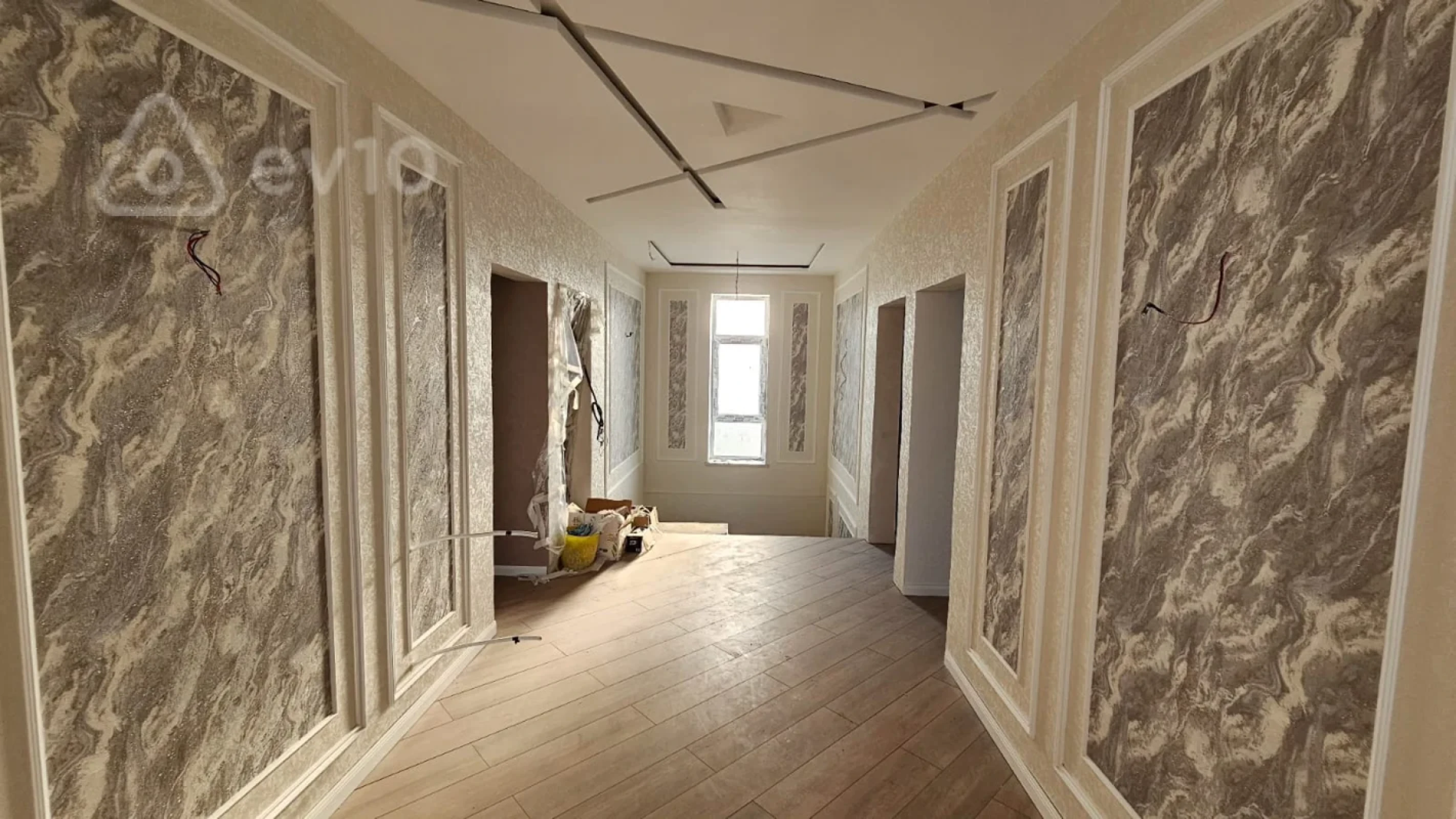 Satılır 5 otaqlı həyət evi 200 m²