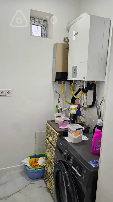 Satılır 5 otaqlı həyət evi 200 m²