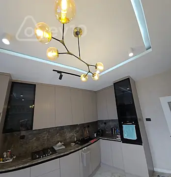 Satılır 5 otaqlı həyət evi 200 m²