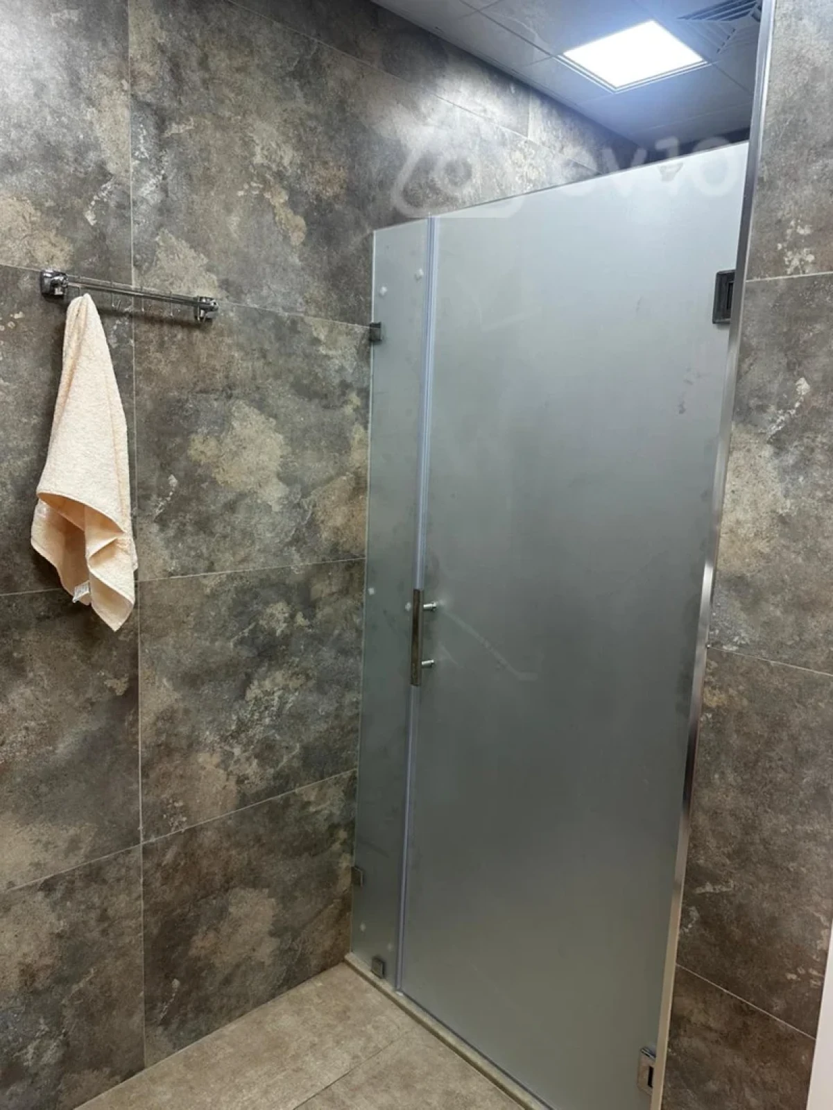 Kirayə verilir 2 otaqlı yeni tikili 65 m²