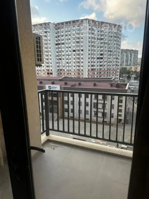 Kirayə verilir 2 otaqlı yeni tikili 65 m²