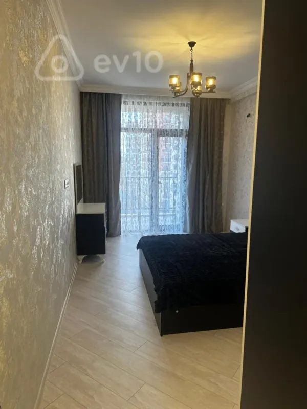Kirayə verilir 2 otaqlı yeni tikili 65 m²