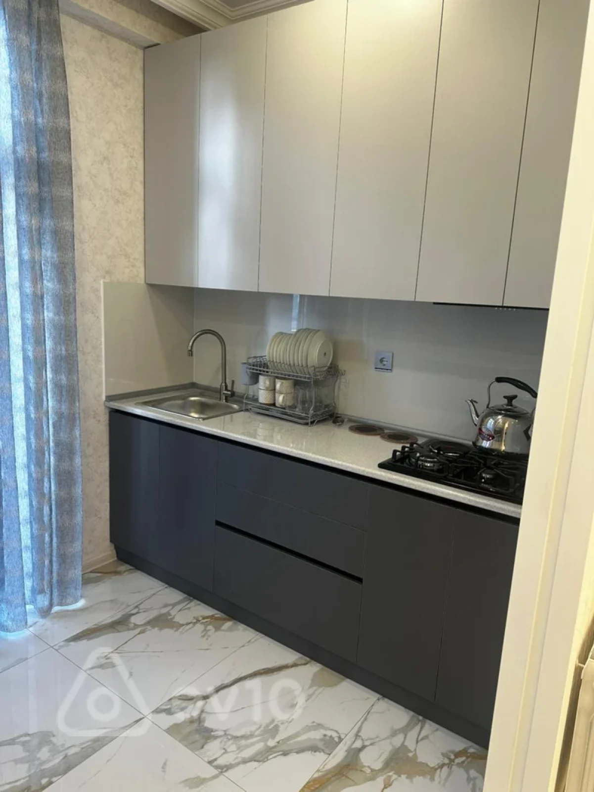 Kirayə verilir 2 otaqlı yeni tikili 65 m²