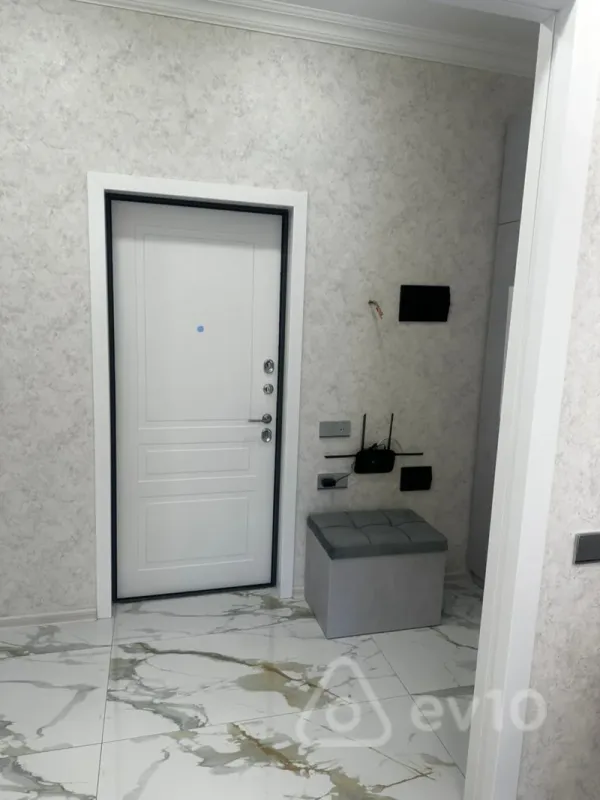 Kirayə verilir 2 otaqlı yeni tikili 65 m²