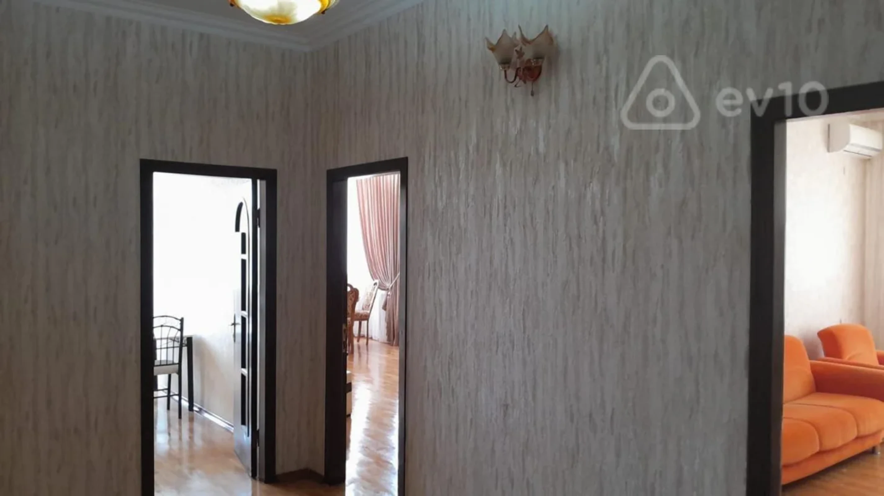 Kirayə verilir 3 otaqlı yeni tikili 120 m²