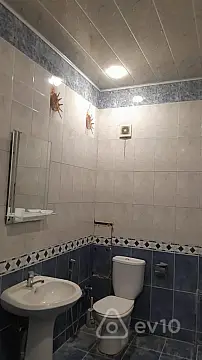 Kirayə verilir 3 otaqlı yeni tikili 120 m²