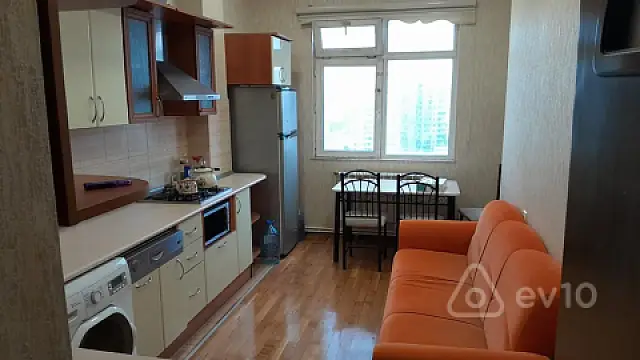 Kirayə verilir 3 otaqlı yeni tikili 120 m²