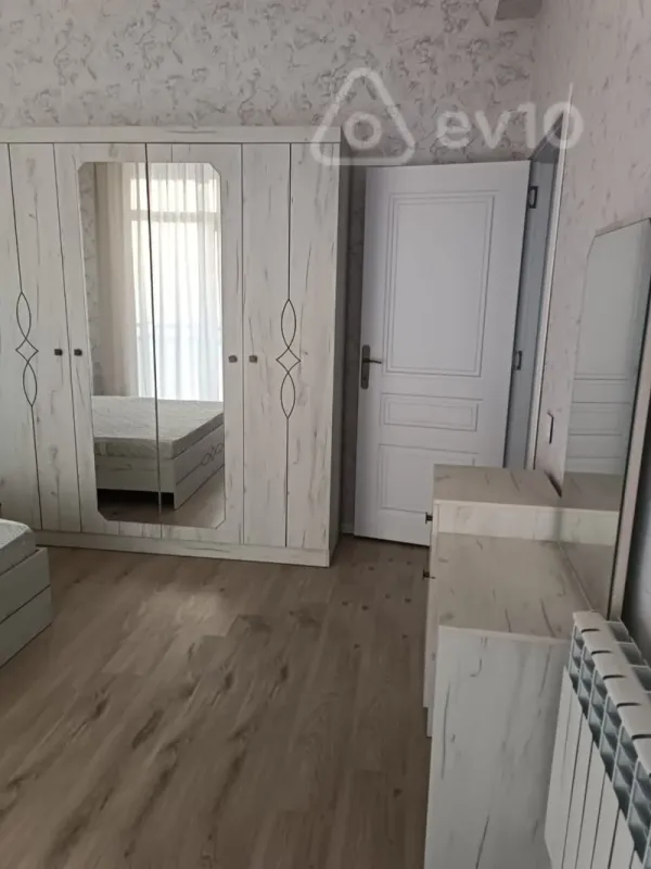 Satılır 3 otaqlı yeni tikili 77 m²