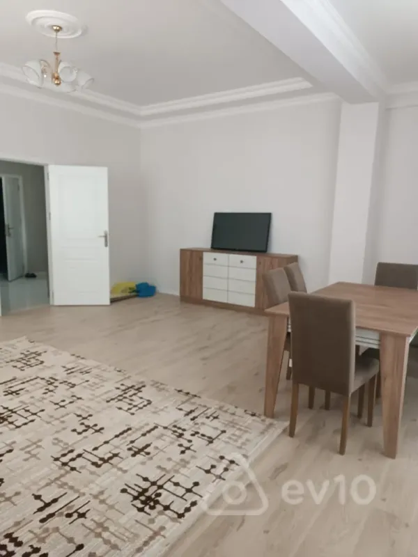 Satılır 3 otaqlı yeni tikili 77 m²