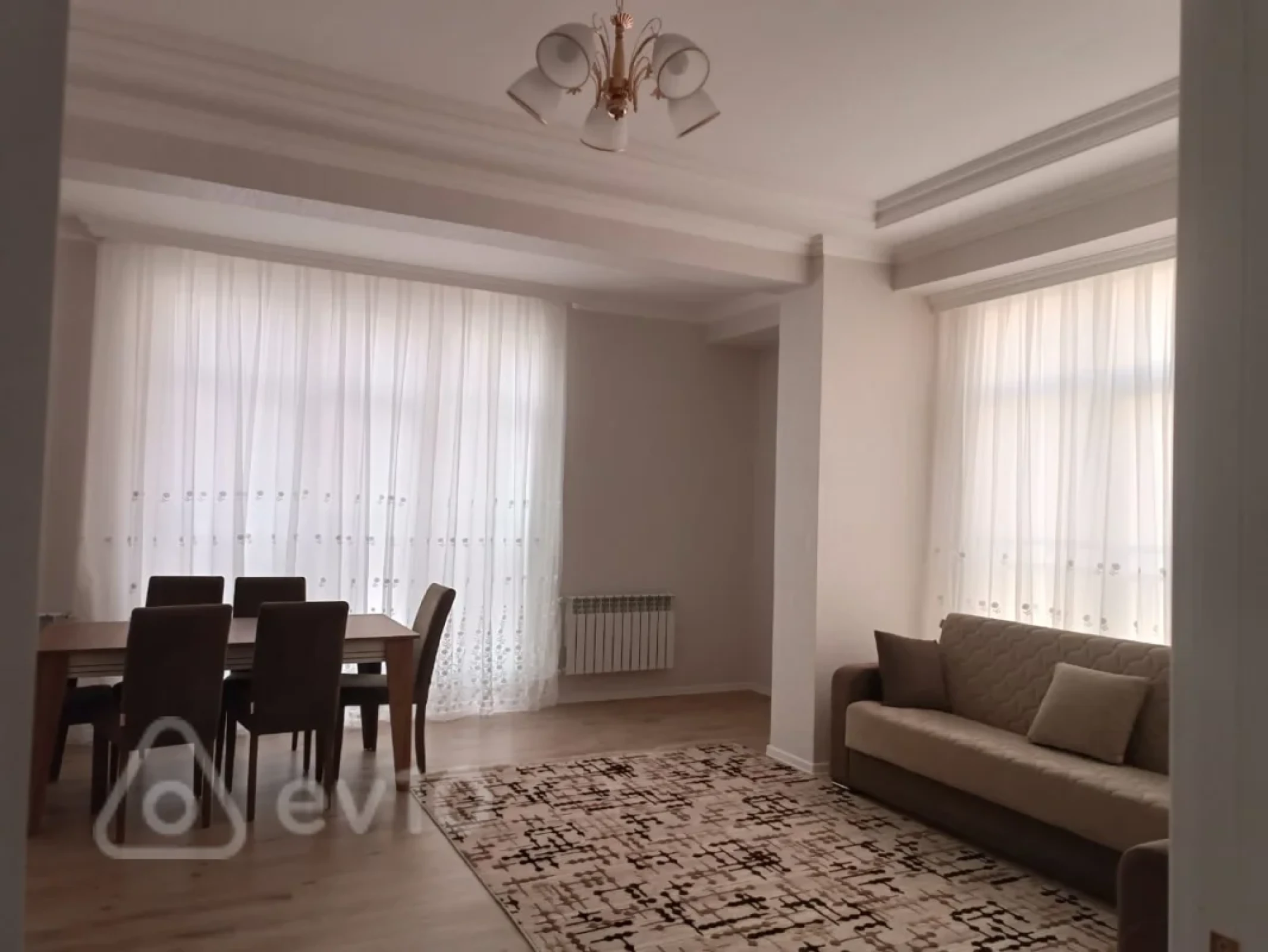 Satılır 3 otaqlı yeni tikili 77 m²