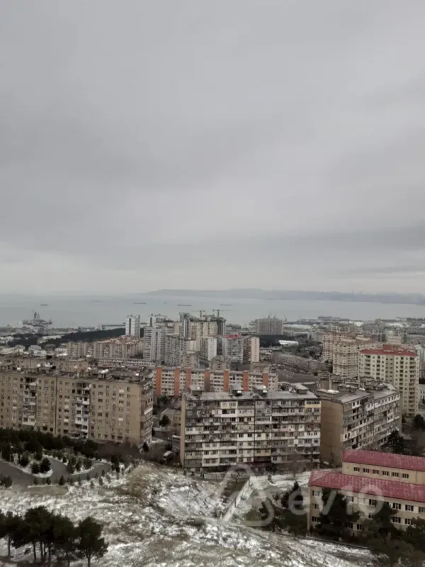 Satılır 3 otaqlı yeni tikili 105 m²