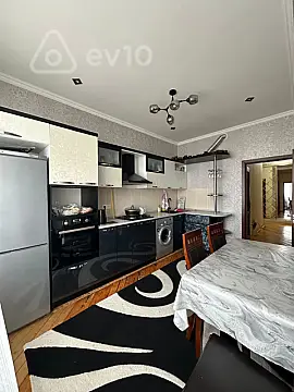 Satılır 3 otaqlı yeni tikili 105 m²