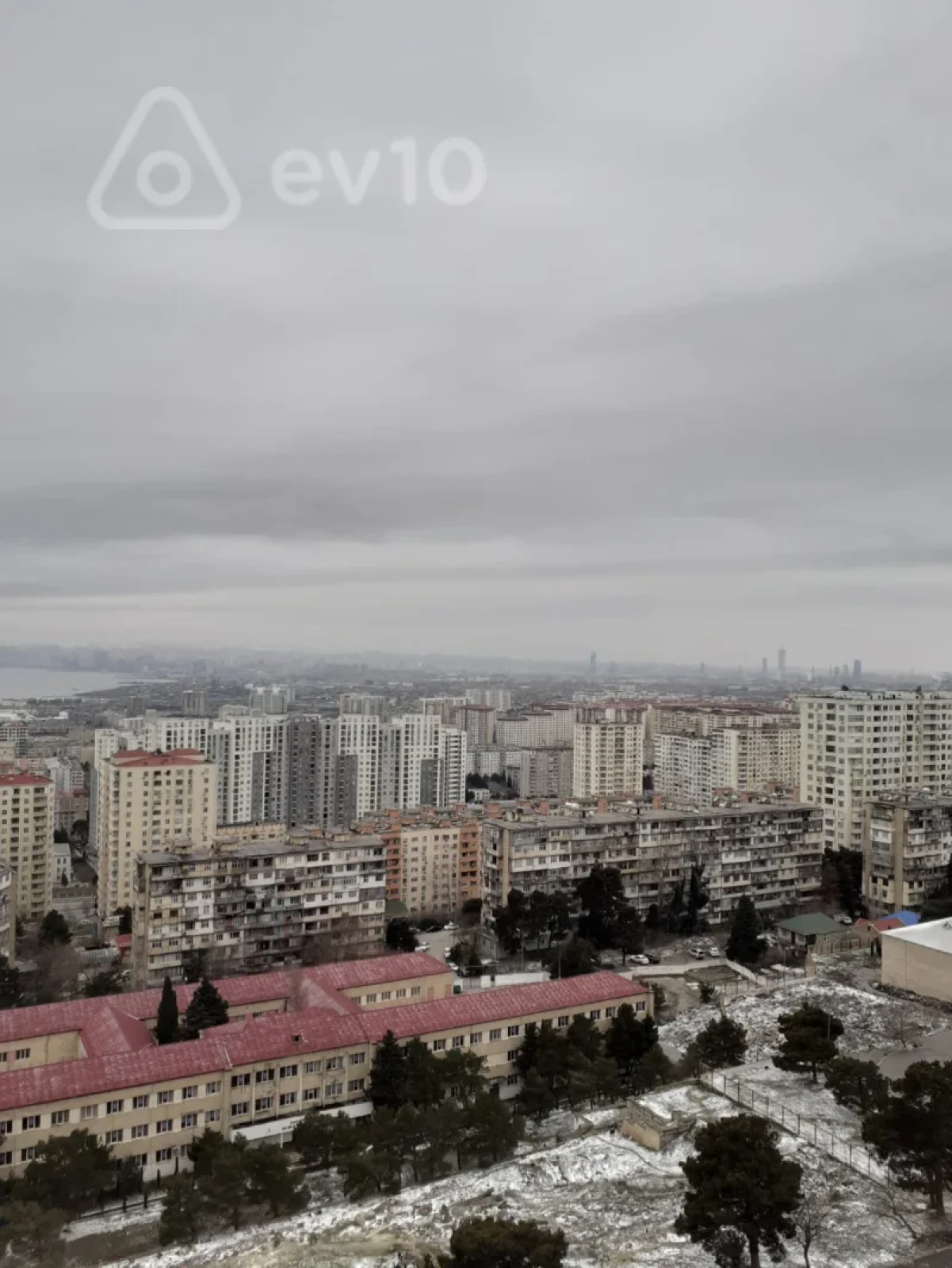 Satılır 3 otaqlı yeni tikili 105 m²